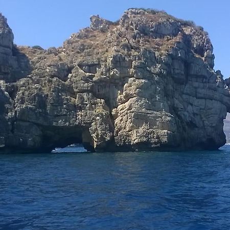 كاستيلاّماري ديل غو Holiday Home Cala Bianca المظهر الخارجي الصورة