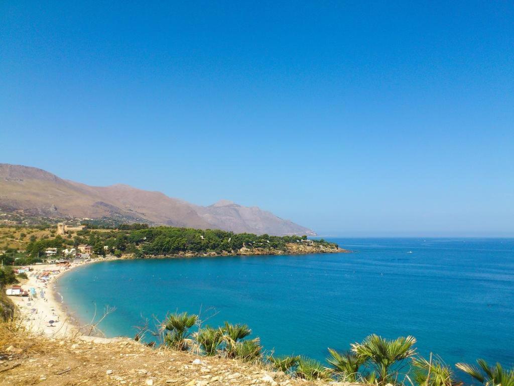 كاستيلاّماري ديل غو Holiday Home Cala Bianca الغرفة الصورة